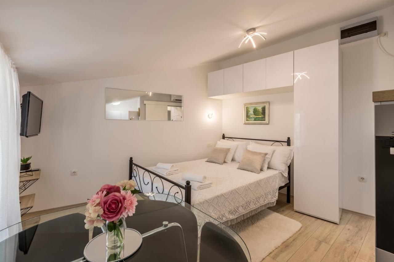 Studio Apartment Paradise Garden Split Exterior foto