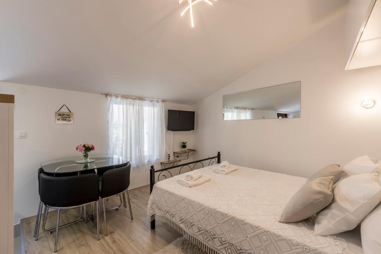 Studio Apartment Paradise Garden Split Exterior foto